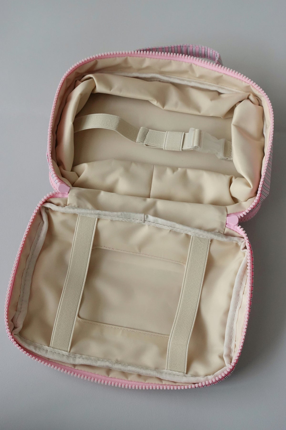 Stripe diaper pouch Pink