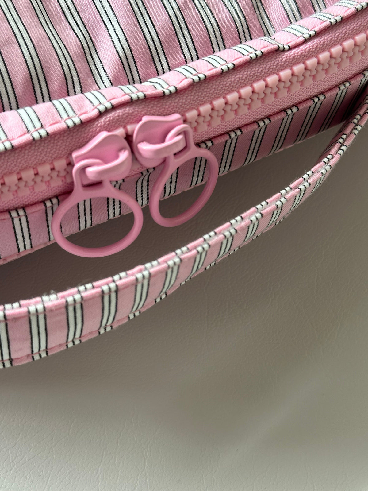 Stripe diaper pouch Pink