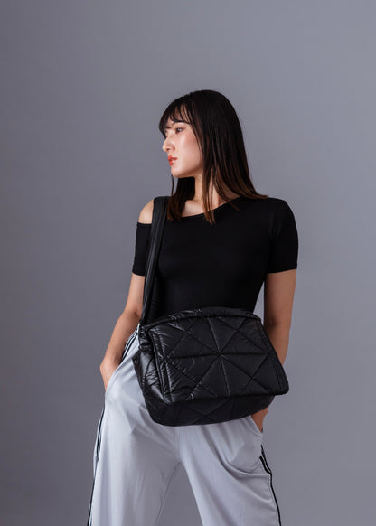 [予約販売]Cross quilt bag (magnet ver)